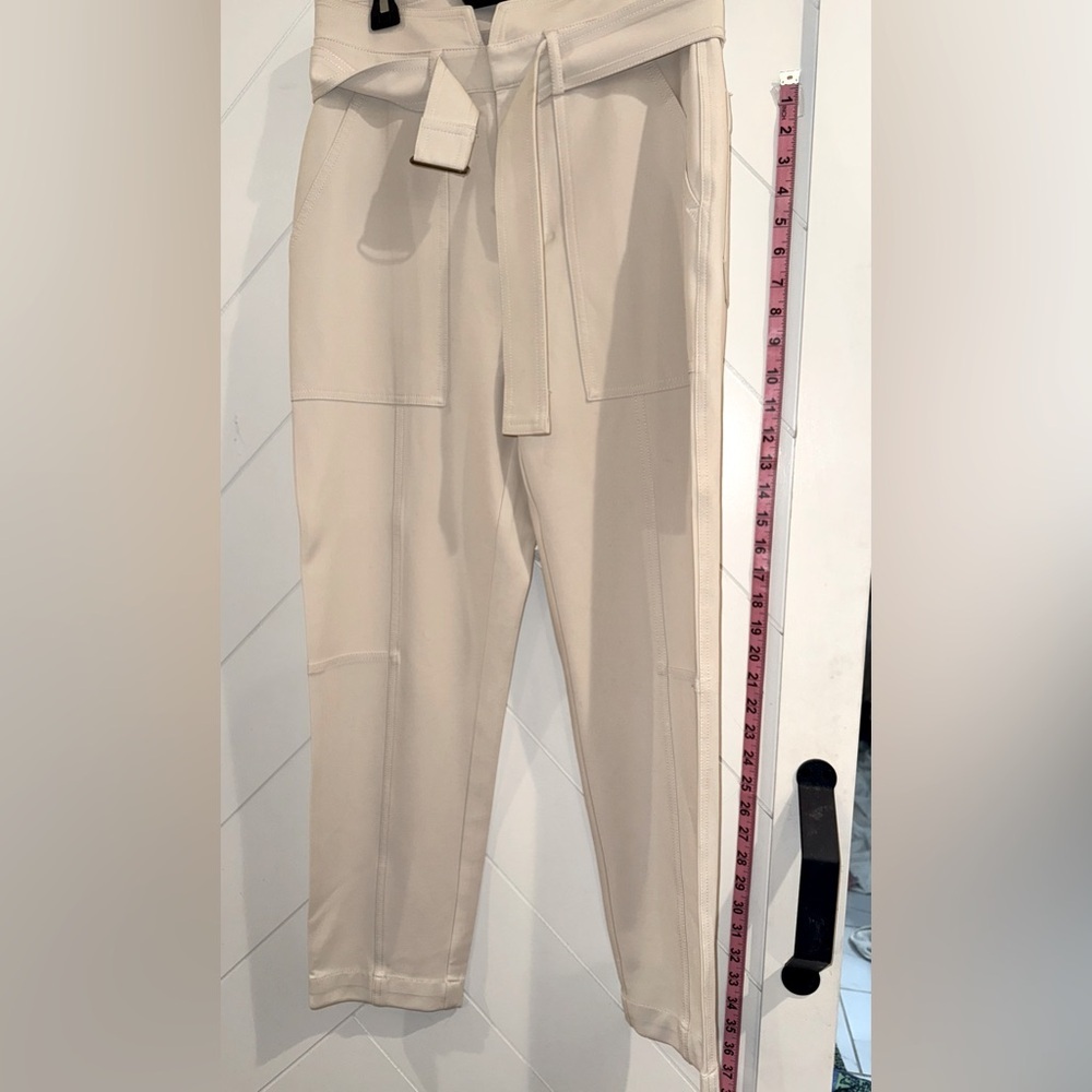 NWOT BANANA REPUBLIC BEST SELLER SLIM REFINED STRETCH CARGO PANT 4 - Picture 9 of 10
